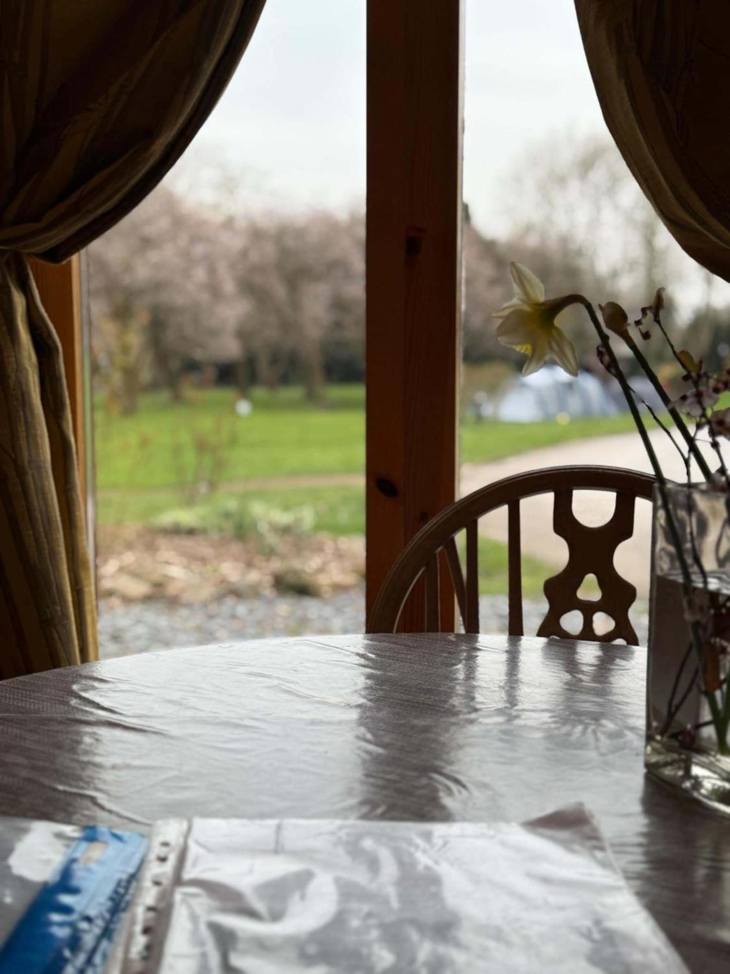 Impeccable 1-Bed House In Retford Close To A1 מראה חיצוני תמונה